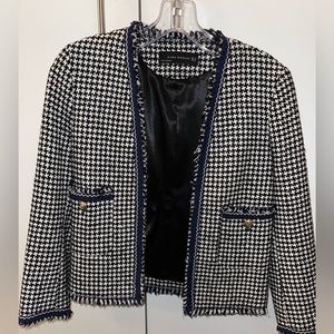 TWEED BLACK/WHITE/NAVY ZARA JACKET SIZE XS